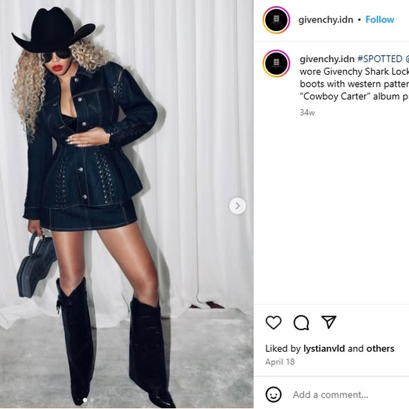 AUTHENTIC GIVENCHY Shark Lock Leather Boots (As Worn by BEYONCÉ 😍 ) - Picture 1 of 8